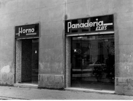 <p>Der zweite Bäckerladen in Barcelona – ebenfalls im Jahr 1952.</p>
